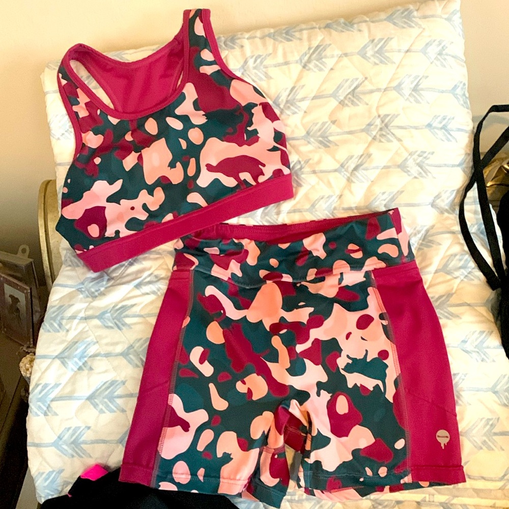 Blackmilk cameowflauge activewear set